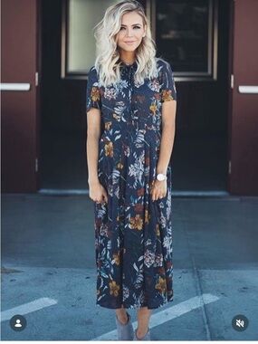 Ivy City Co navy floral midi dress neck tie detail small